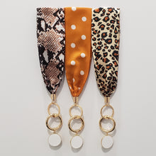 Load image into Gallery viewer, Fabric Bracelet Keychains